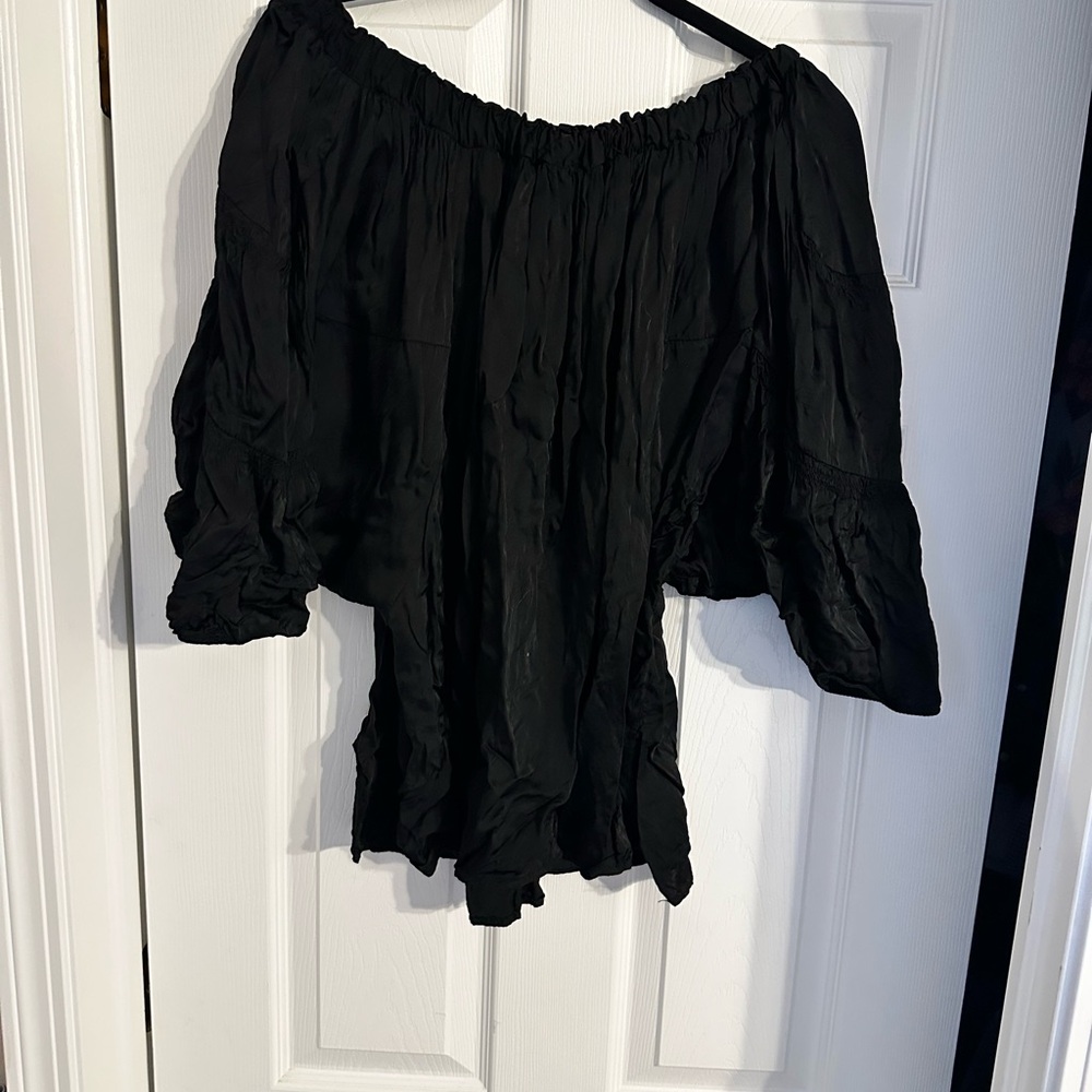 Black Ruffled Relaxed Blouse